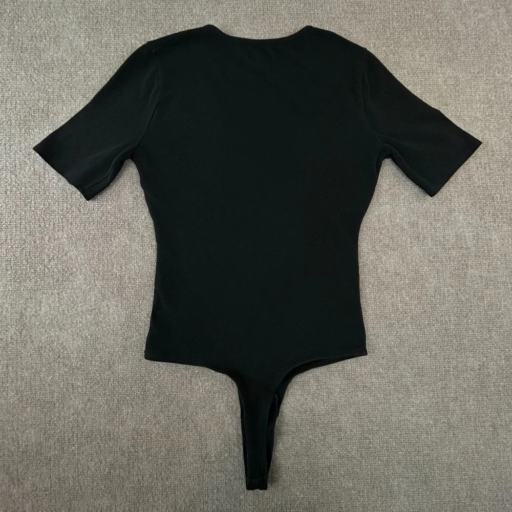 Madewell Bodysuit Womens‎ Medium Black Cotton Stretch Round Neck Short Sleeves